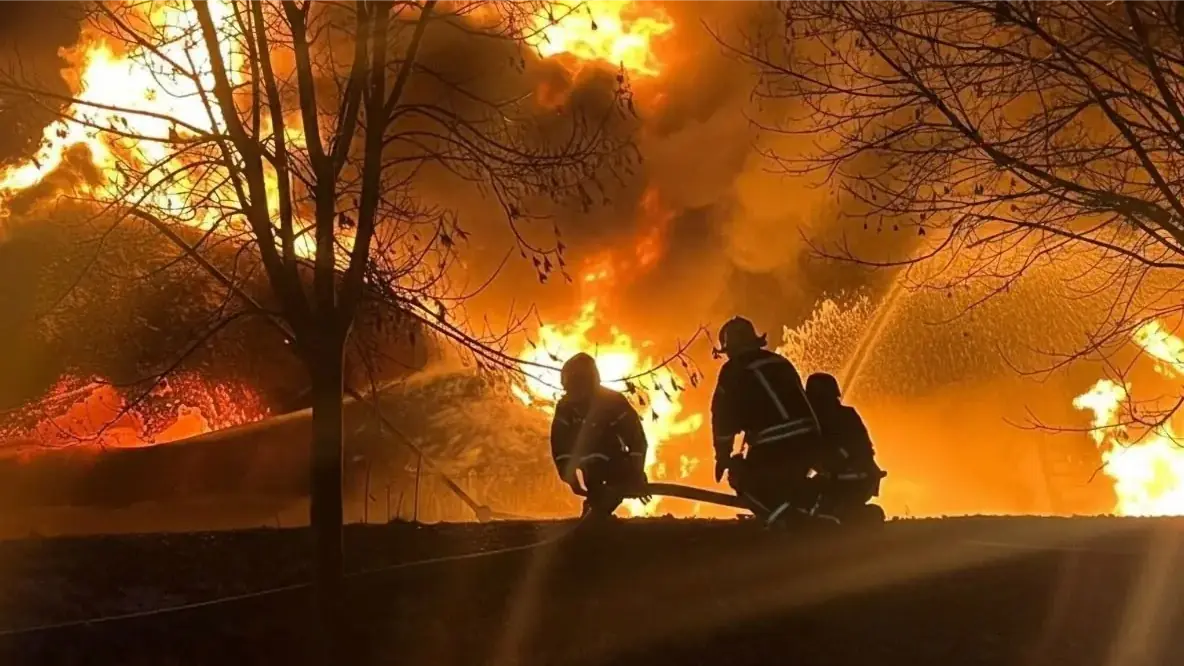 Nga, Ukraine cáo buộc nhau tấn công ngày đầu năm mới